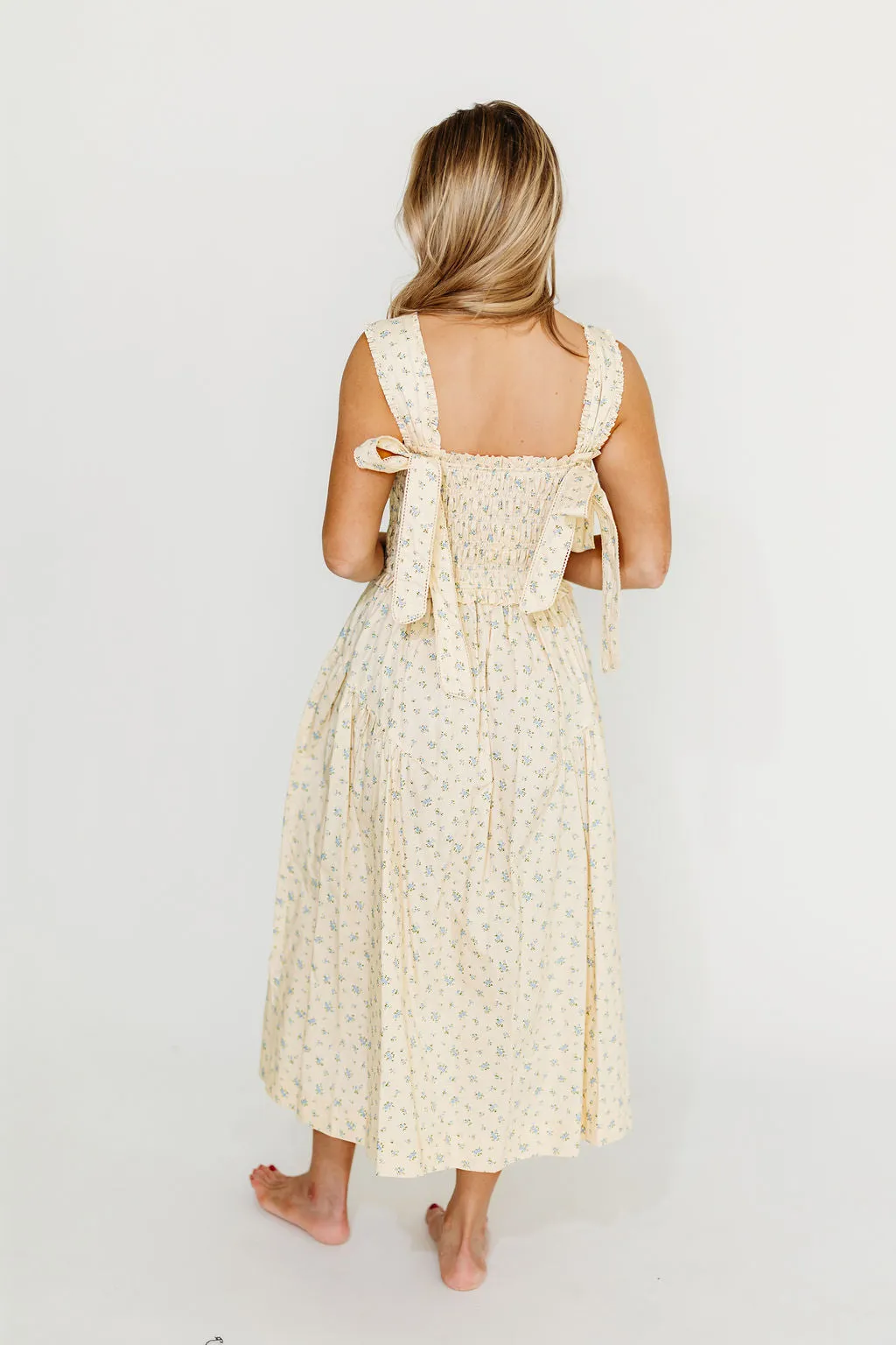 Ava 100% Cotton Smocked Midi Dress In Cream/Blue Floral