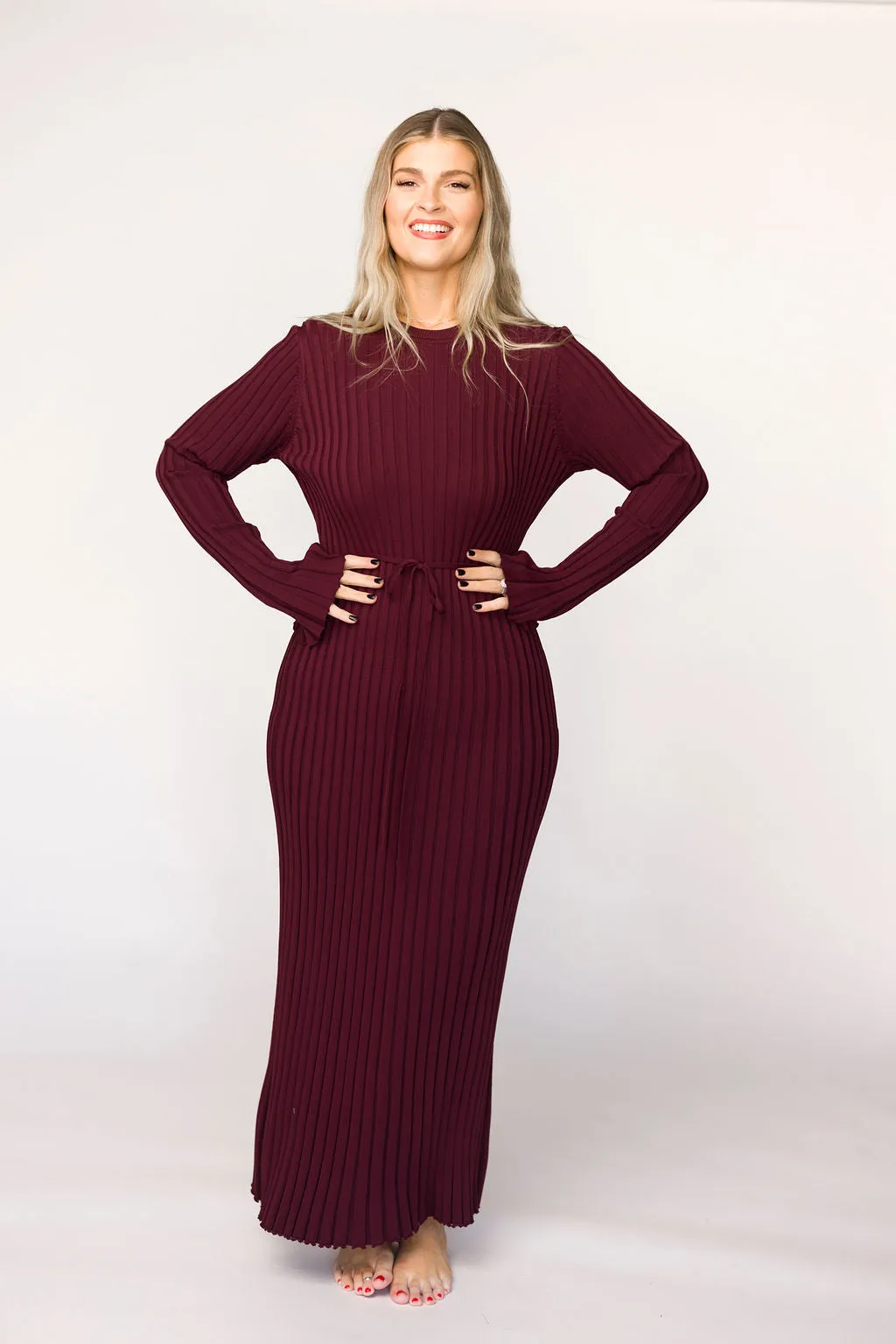 Colette Premium Long Sleeved Ribbed Knit Maxi Dress in Burgundy - Bump Friendly