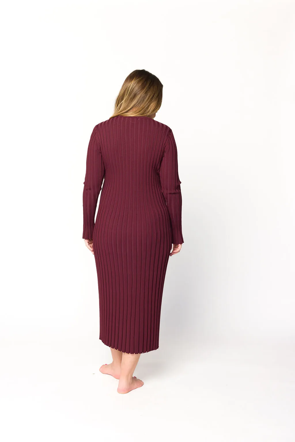 Colette Premium Long Sleeved Ribbed Knit Maxi Dress in Burgundy - Bump Friendly