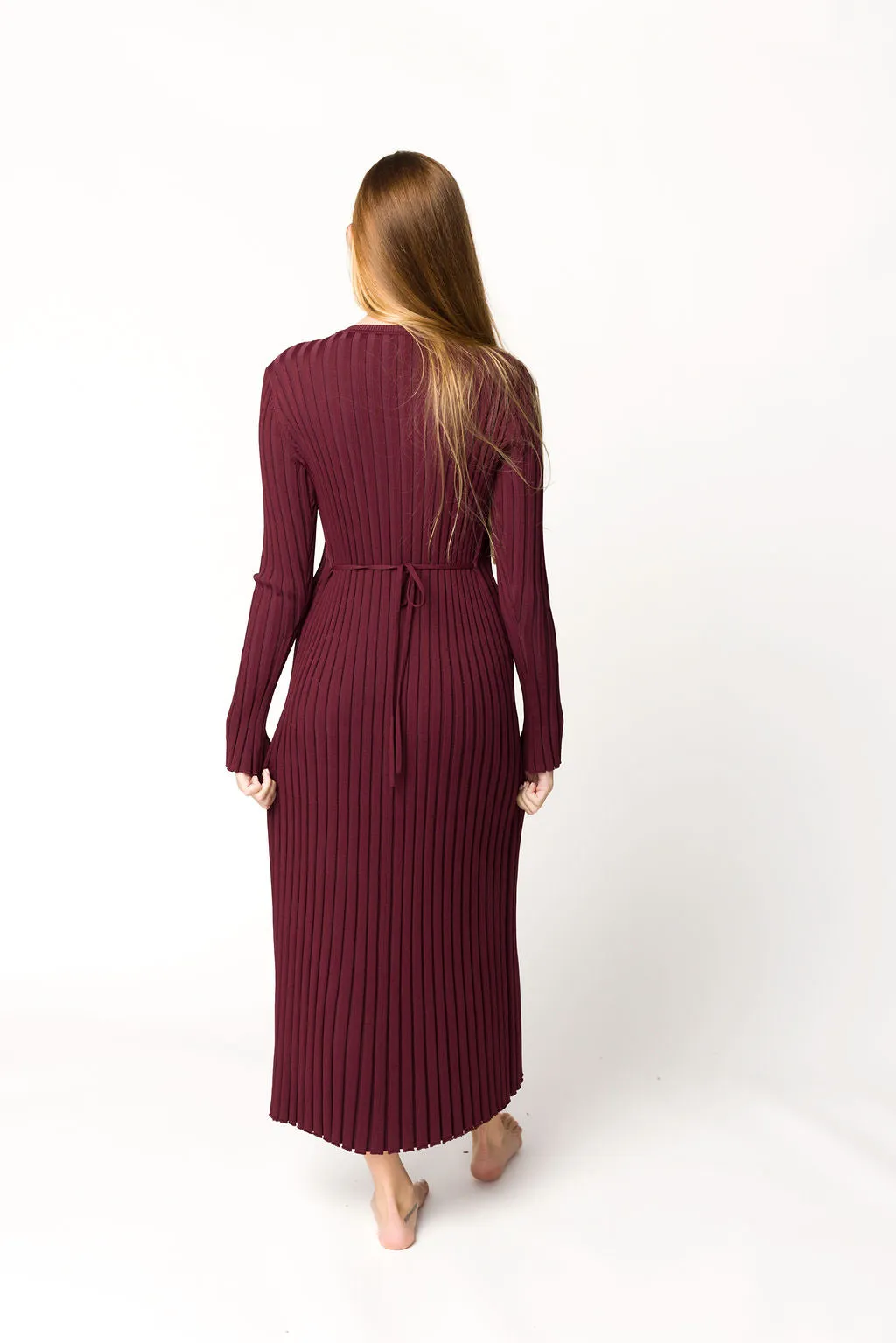 Colette Premium Long Sleeved Ribbed Knit Maxi Dress in Burgundy - Bump Friendly