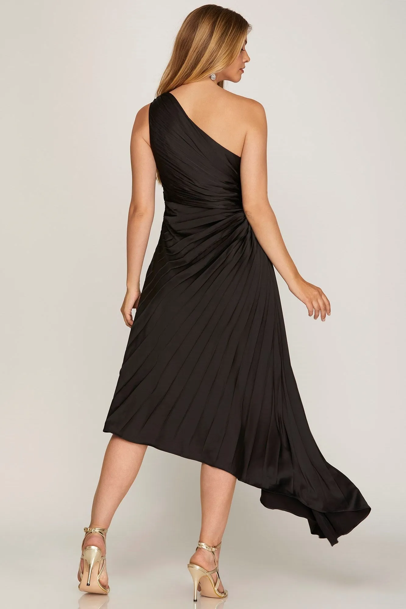 Glass of Bubbly Dress in Black