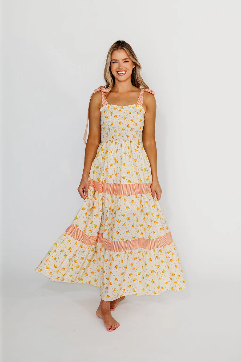 Vida Floral Maxi Dress in White/Orange