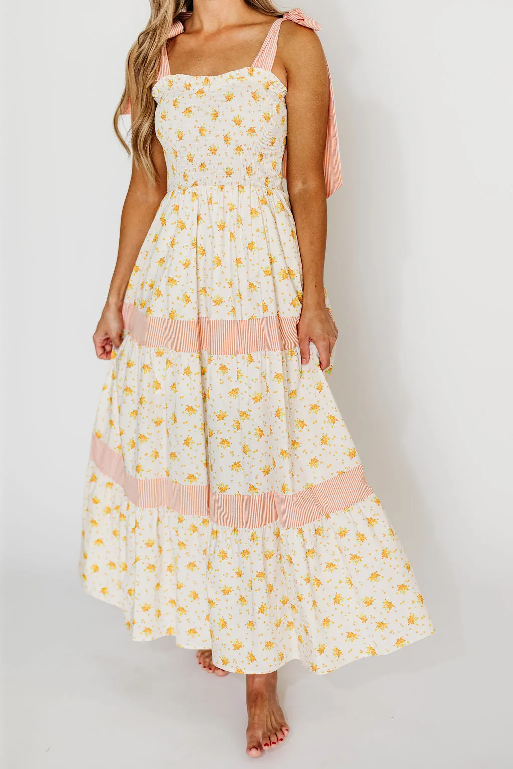 Vida Floral Maxi Dress in White/Orange
